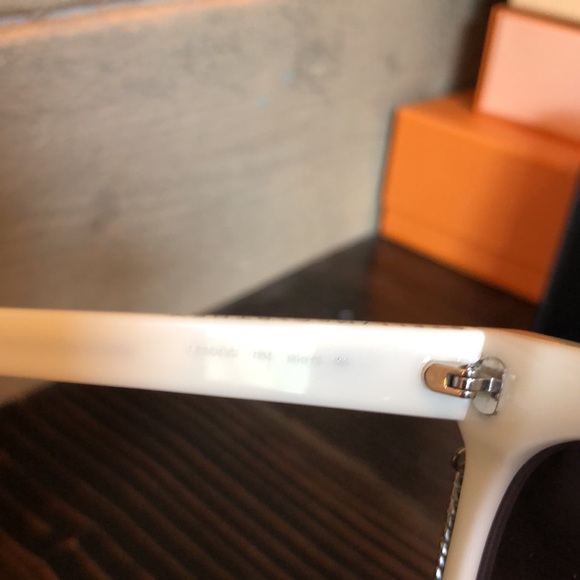 Stella McCartney Sunglasses NWT - Picture 8 of 14